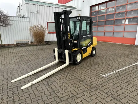 Yale GDP3.5N