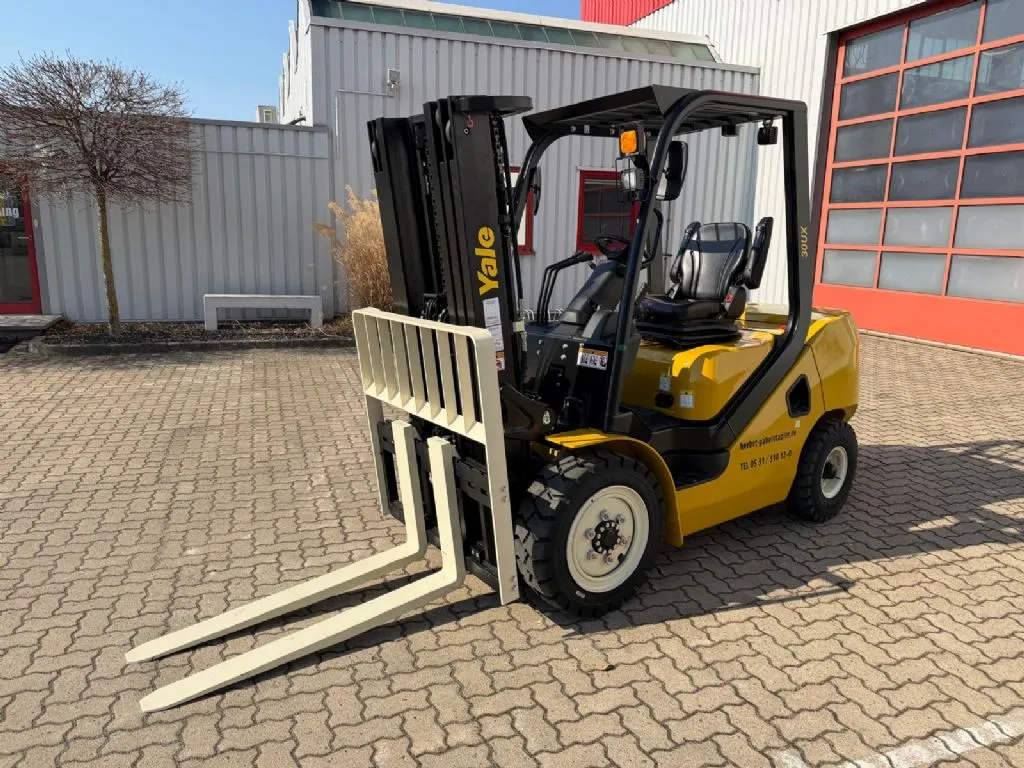 Yale GDP30UX, Bild 1