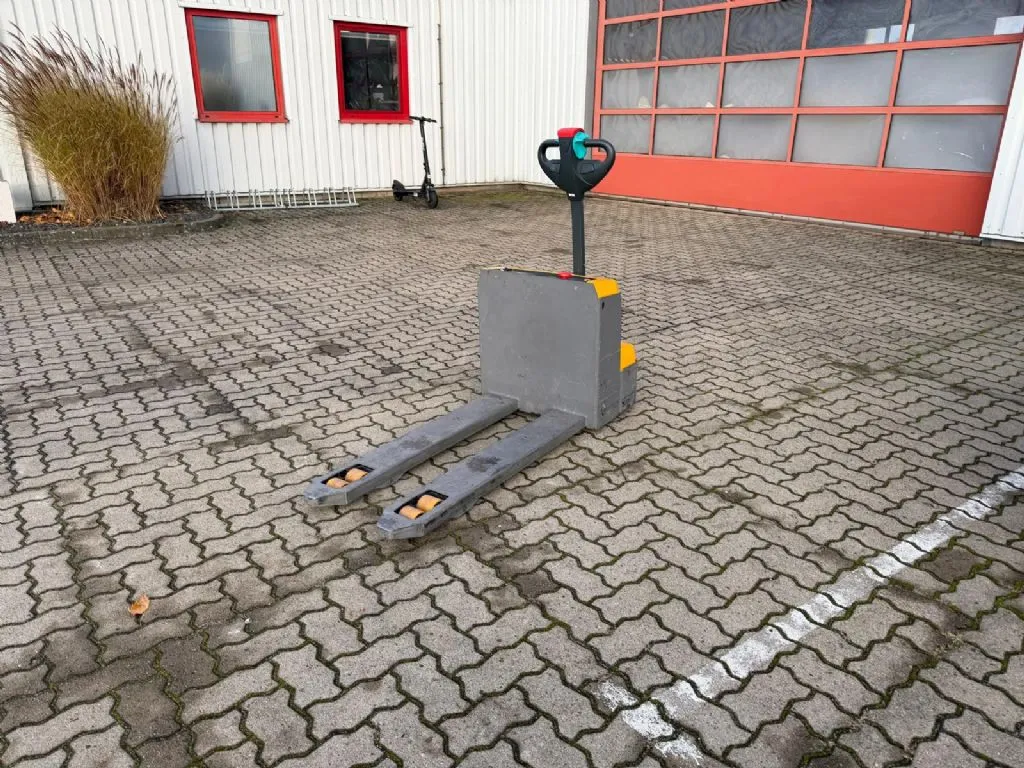 Jungheinrich EJEM13, Bild 1